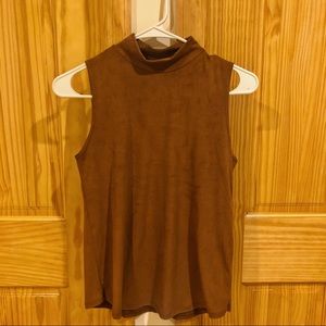 Turtle Neck Sleeveless Top